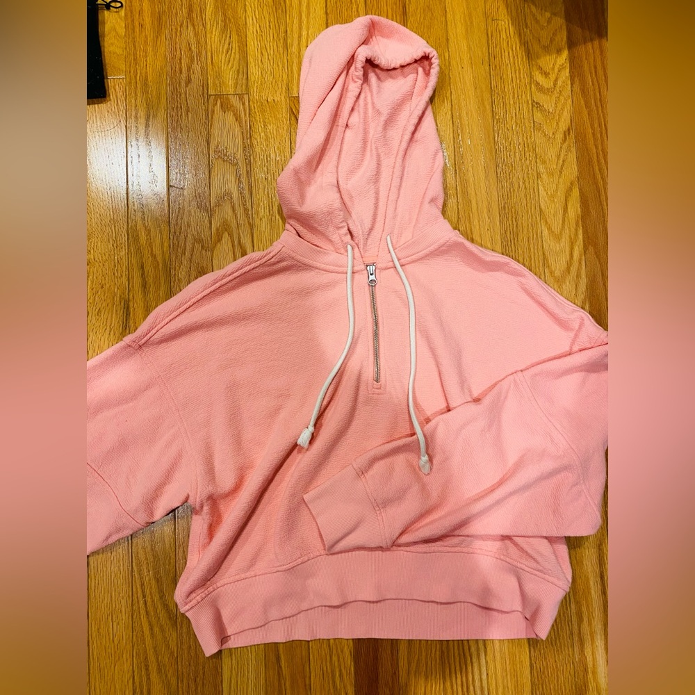 Pink aerie crop sweater